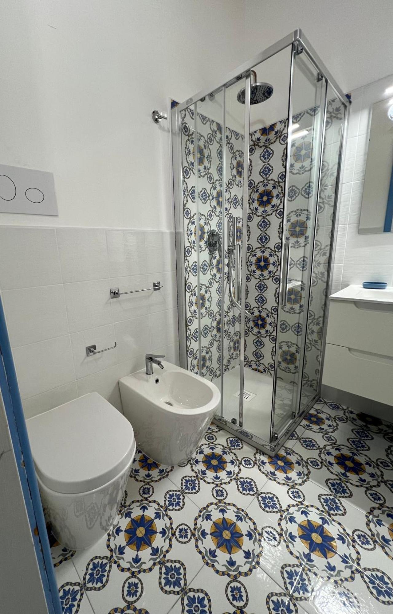 La Casa Al Mare Vulcano Aparthotel *